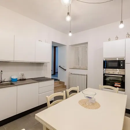 Apartmán In The Heart Of Finalmarina