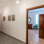 In The Heart Of Finalmarina דירה