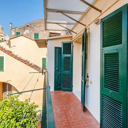 In The Heart Of Finalmarina * Finale Ligure