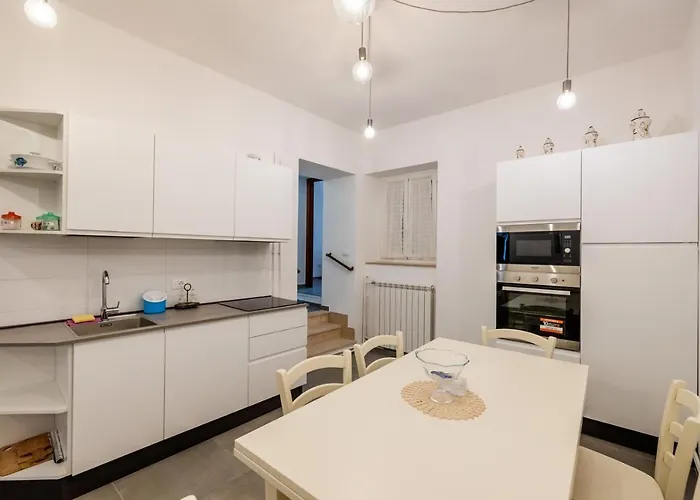 Appartement In The Heart Of Finalmarina